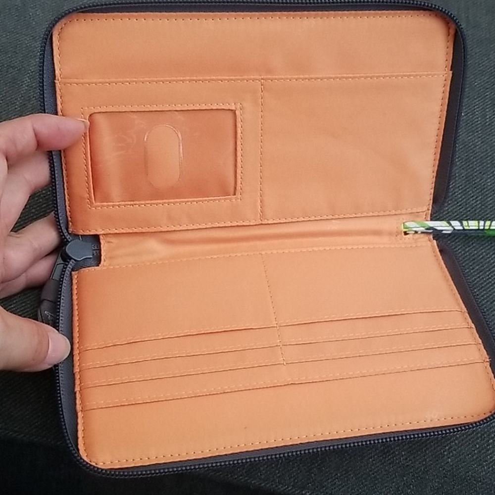 Wallet - Picture 3 of 7